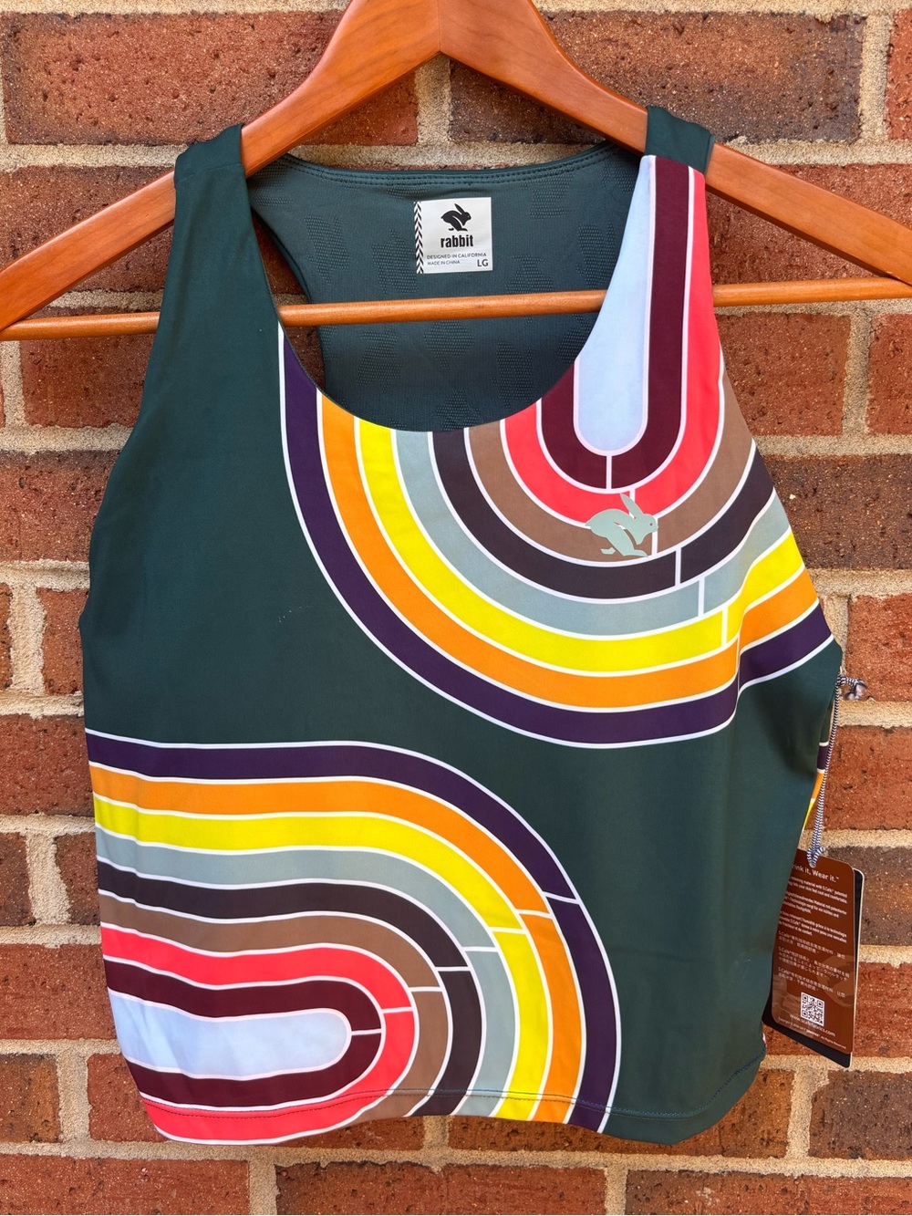 Rabbit Women’s Rainbow Performance Running Tank Top Size Large NWT - Picture 2 of 7